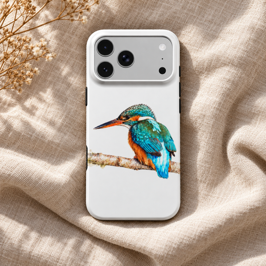 Wit iPhone-hoesje met IJsvogel in aquarelstijl, van achteren gefotografeerd op naturel linnen.